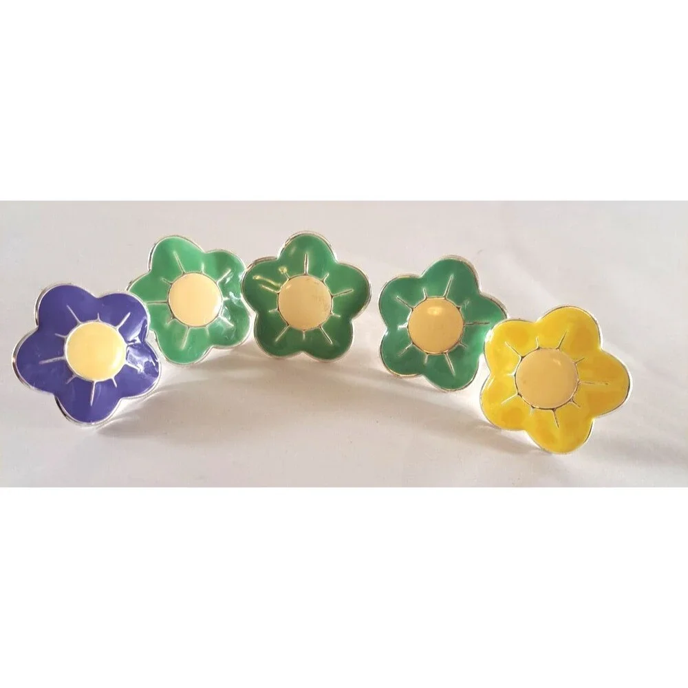 Metal Flower Napkin Rings Holders Set Of 5 Daisy Summer Party Yellow Blue